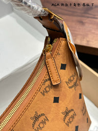 Aren Visetos Shoulder Bag