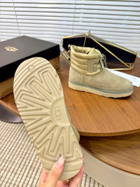 Classic Mini Lace-Up Weather Boots