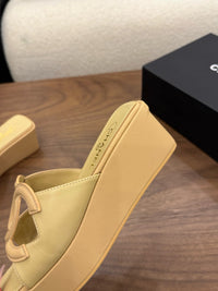 26S Platform Sandals