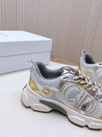 Wmns Chrono Sneakers