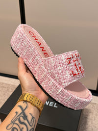 26K Platform Slides