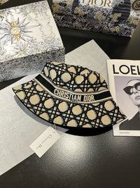 D-Bobby Bucket Hat