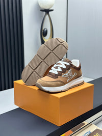 Classic Trainers