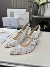 26S Slingback Pumps