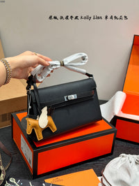 Kelly Elan Shoulder Bag