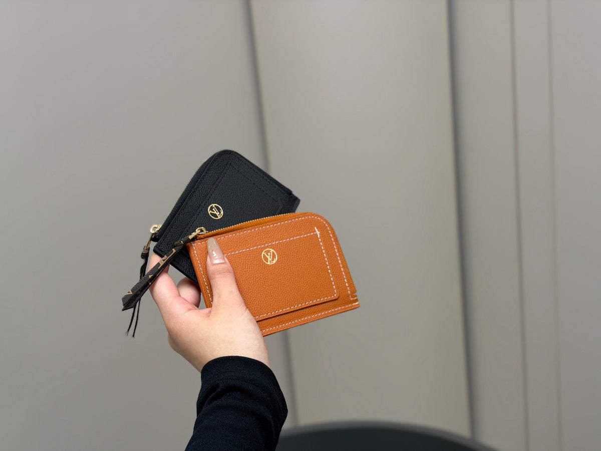 Low Key Zipped Card Holder