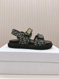 Dioract Sandals