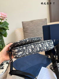 Safari Messenger Bag