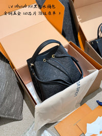 NéoNoé MM Bucket Bag