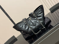 Twisted Tote