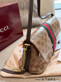 Madison Shoulder Bag