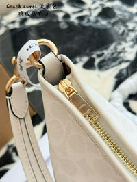 Laurel Shoulder Bag