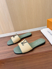 Capri Flat Mules