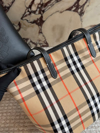 Medium Highlands Tote Bag