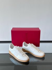 Upvillage Panelled Leather Sneakers
