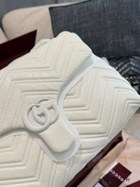Marmont Shoulder Bag
