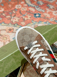 Low Top Sneakers
