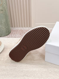 Nama Runner Platform Sneakers