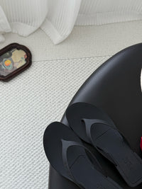 Vittoria Thong Sandals