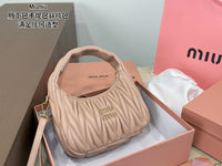 Wander Shoulder Bag