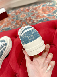 Low Top Sneakers