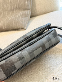 Trio Messenger Bag