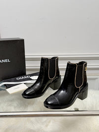 Logo Chelsea Boots