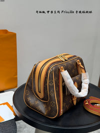 Priscilla Bag