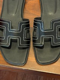 Oran Sandals