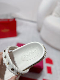 Garavani Rockstud Rope Flat Sandals