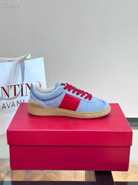Upvillage Panelled Leather Sneakers