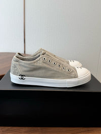 26S Slip-on Sneakers