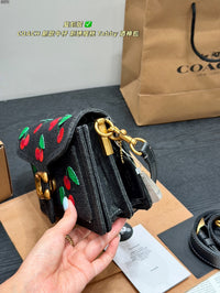 Tabby 26 Shoulder Bag