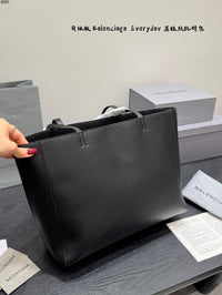 Everyday North-South Tote