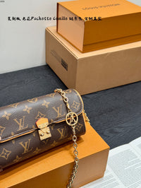 Pochette Métis East West Bag