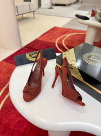 Degrachick Suede Sandals