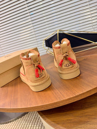 Classic Ultra Mini Biarritz Boots