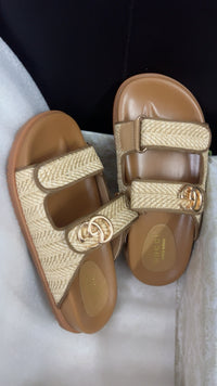 Double G-Plaque Raffia Sandals