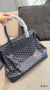 Bellechasse Biaude Bag