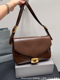 Clicca Leather Shoulder Bag