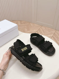 Dioract Sandals