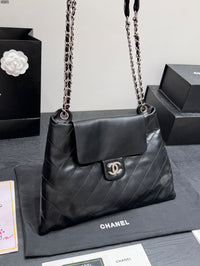 Vintage Flap Bag