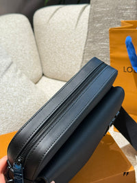 S Lock Messenger Black Leather