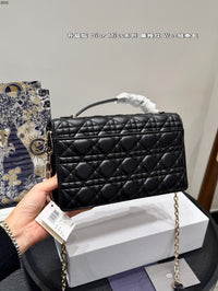Miss Caro Cannage WOC Chain Bag