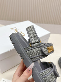 Dioract Sandals