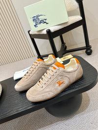Knight Runner Sneakers