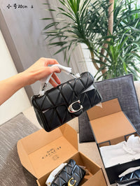 Tabby Lambskin Shoulder Bag 20