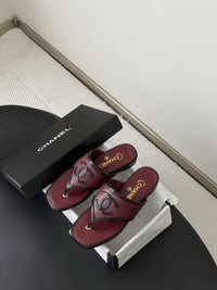 26B Thong Sandals