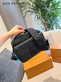 S Lock Messenger Bag