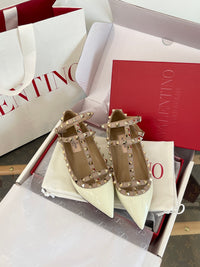 Garavani Rockstud Ballet Flats